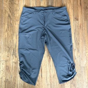 Eddie Bauer capris, gray, size 14